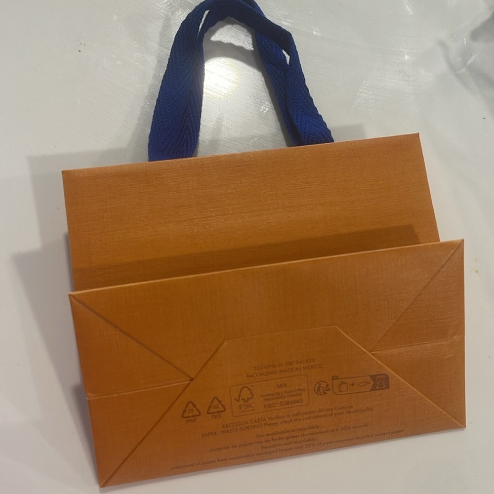 Small LV bags 5.5”L x 4.5”H x 3”W Bundle of 3 - Picture 2 of 7